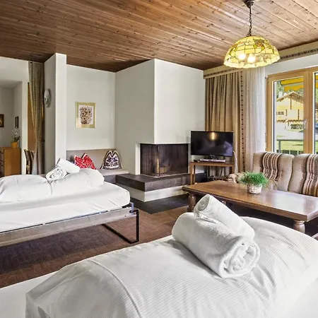 Triangel D Apartment Parpan