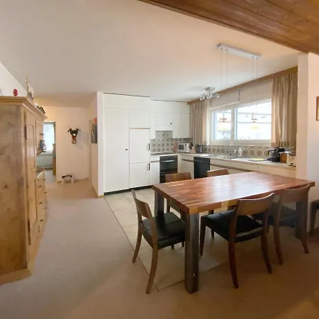 Triangel D Apartment